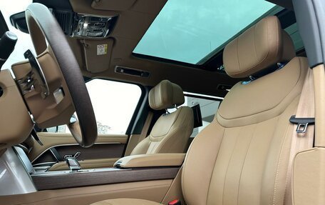 Land Rover Range Rover IV рестайлинг, 2025 год, 30 990 000 рублей, 10 фотография