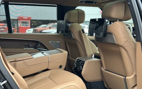 Land Rover Range Rover IV рестайлинг, 2025 год, 30 990 000 рублей, 16 фотография