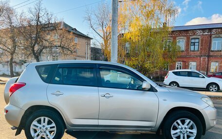 Toyota RAV4, 2005 год, 915 000 рублей, 4 фотография