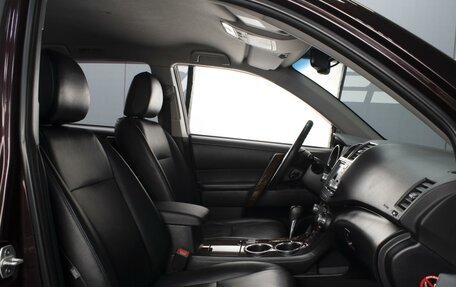 Toyota Highlander III, 2013 год, 1 990 000 рублей, 8 фотография