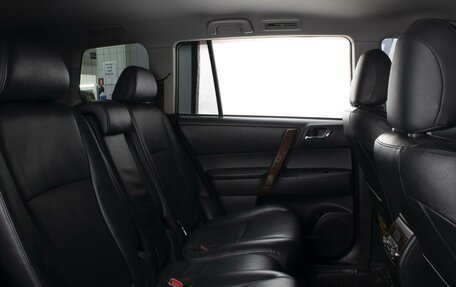 Toyota Highlander III, 2013 год, 1 990 000 рублей, 7 фотография