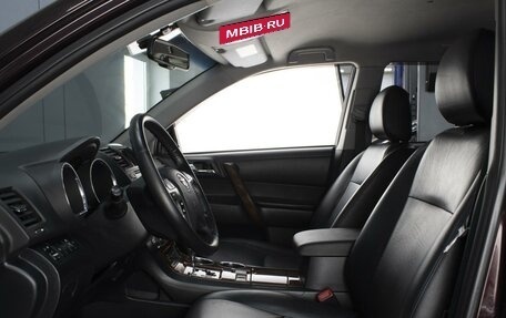 Toyota Highlander III, 2013 год, 1 990 000 рублей, 9 фотография