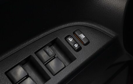 Toyota Highlander III, 2013 год, 1 990 000 рублей, 16 фотография