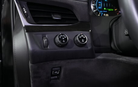 Cadillac Escalade IV, 2016 год, 3 650 000 рублей, 14 фотография