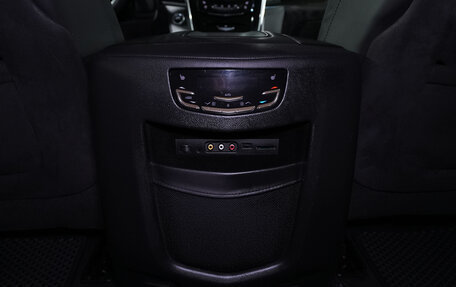 Cadillac Escalade IV, 2016 год, 3 650 000 рублей, 24 фотография