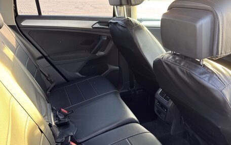 Volkswagen Tiguan II, 2017 год, 1 972 000 рублей, 10 фотография