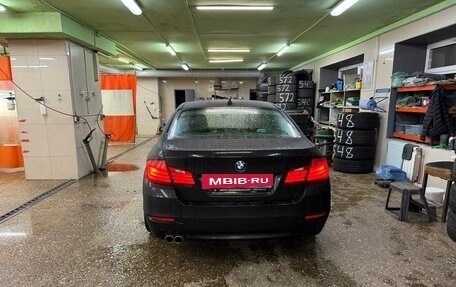 BMW 5 серия, 2014 год, 1 930 000 рублей, 13 фотография