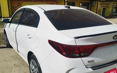 KIA Rio IV, 2021 год, 1 700 000 рублей, 7 фотография