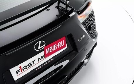 Lexus LFA, 2012 год, 98 000 000 рублей, 6 фотография