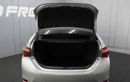 Toyota Corolla, 2015 год, 1 100 000 рублей, 17 фотография