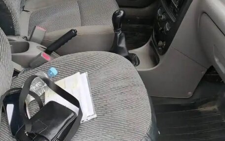 KIA Rio II, 2001 год, 129 000 рублей, 3 фотография