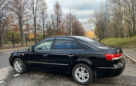 Hyundai Sonata VI, 2010 год, 965 000 рублей, 9 фотография