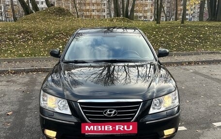 Hyundai Sonata VI, 2010 год, 965 000 рублей, 2 фотография