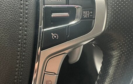 Mitsubishi Pajero Sport III рестайлинг, 2018 год, 2 900 000 рублей, 10 фотография