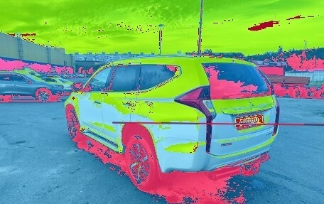 Mitsubishi Pajero Sport III рестайлинг, 2018 год, 2 900 000 рублей, 4 фотография