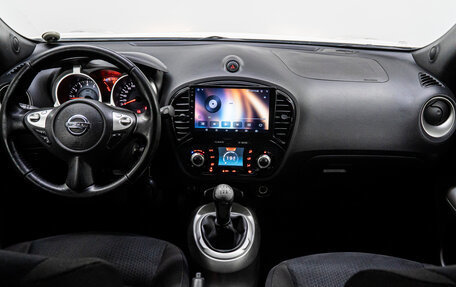 Nissan Juke II, 2012 год, 980 000 рублей, 16 фотография