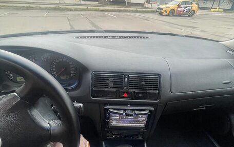 Volkswagen Golf IV, 1998 год, 385 000 рублей, 6 фотография