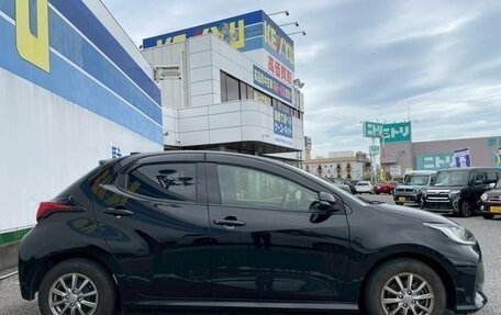 Toyota Yaris, 2021 год, 760 000 рублей, 3 фотография