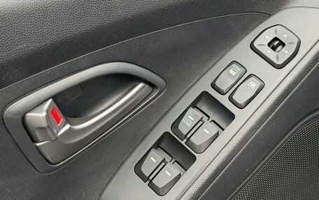 Hyundai Tucson III, 2014 год, 1 350 000 рублей, 18 фотография