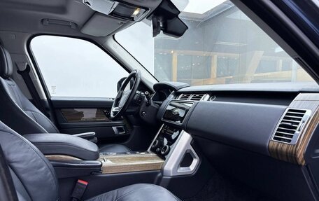 Land Rover Range Rover IV рестайлинг, 2018 год, 5 250 000 рублей, 13 фотография