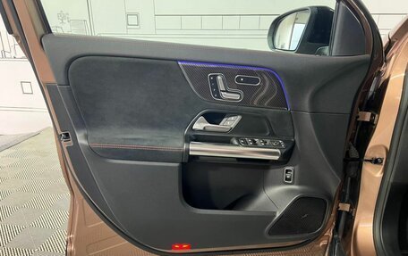 Mercedes-Benz GLA, 2020 год, 3 100 000 рублей, 11 фотография