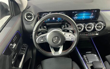 Mercedes-Benz GLA, 2020 год, 3 100 000 рублей, 16 фотография