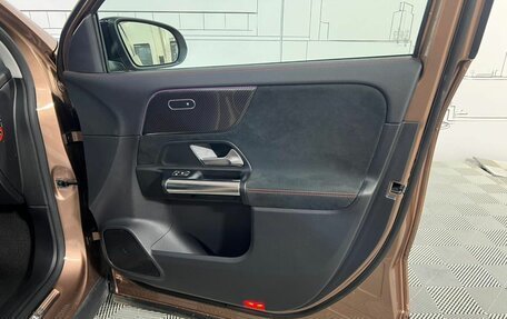 Mercedes-Benz GLA, 2020 год, 3 100 000 рублей, 27 фотография