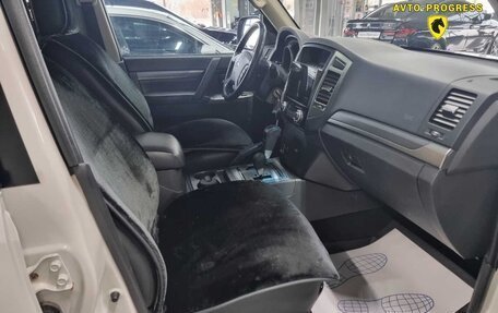 Mitsubishi Pajero IV, 2021 год, 3 450 000 рублей, 17 фотография