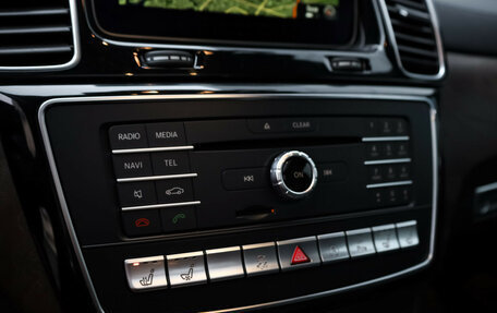 Mercedes-Benz GLS, 2017 год, 4 499 000 рублей, 18 фотография