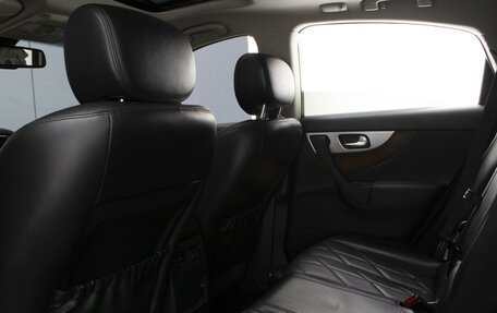 Infiniti QX70, 2013 год, 2 290 000 рублей, 10 фотография