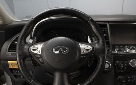 Infiniti QX70, 2013 год, 2 290 000 рублей, 12 фотография