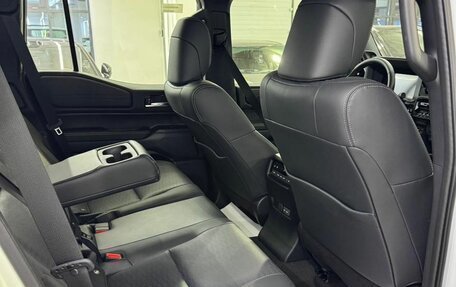 Toyota Land Cruiser Prado, 2025 год, 10 790 000 рублей, 16 фотография