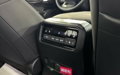 Toyota Land Cruiser Prado, 2025 год, 10 790 000 рублей, 24 фотография