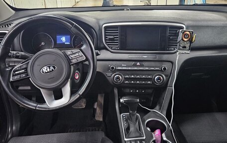 KIA Sportage IV рестайлинг, 2019 год, 2 000 000 рублей, 5 фотография