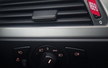 BMW 5 серия, 2006 год, 890 000 рублей, 13 фотография