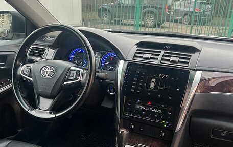 Toyota Camry, 2016 год, 1 600 000 рублей, 9 фотография