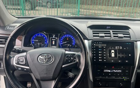 Toyota Camry, 2016 год, 1 600 000 рублей, 8 фотография