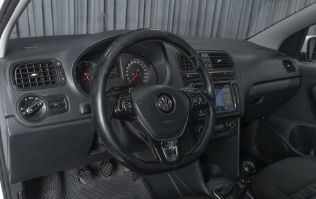 Volkswagen Polo VI (EU Market), 2016 год, 699 000 рублей, 6 фотография
