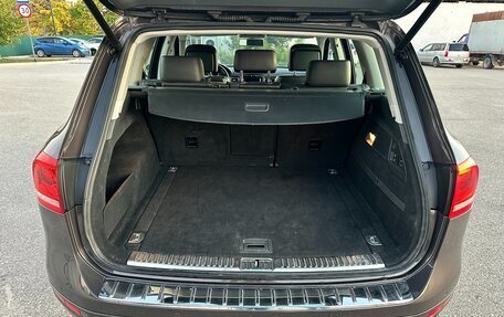 Volkswagen Touareg III, 2010 год, 1 997 000 рублей, 12 фотография