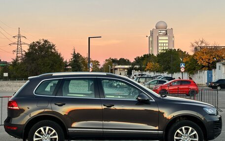 Volkswagen Touareg III, 2010 год, 1 997 000 рублей, 11 фотография