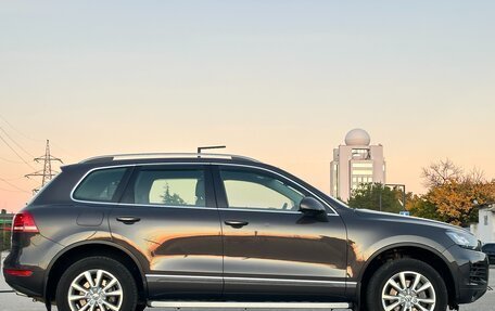 Volkswagen Touareg III, 2010 год, 1 997 000 рублей, 10 фотография