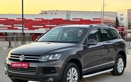 Volkswagen Touareg III, 2010 год, 1 997 000 рублей, 8 фотография