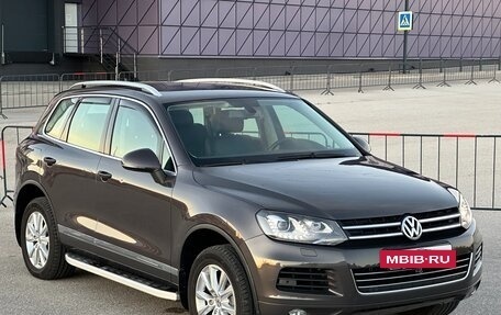 Volkswagen Touareg III, 2010 год, 1 997 000 рублей, 4 фотография
