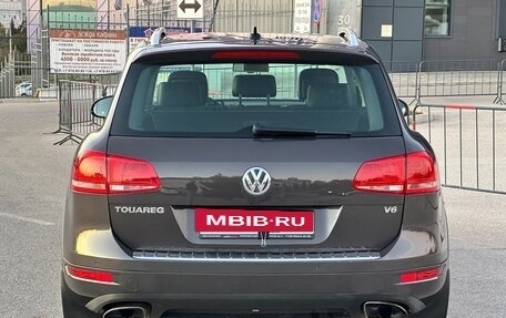 Volkswagen Touareg III, 2010 год, 1 997 000 рублей, 29 фотография
