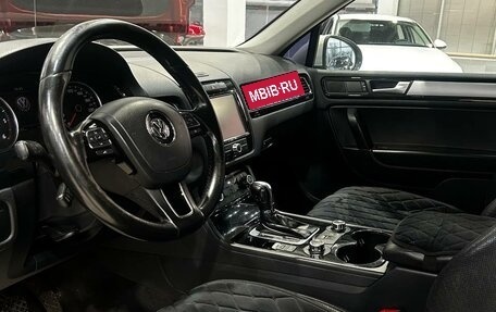Volkswagen Touareg III, 2011 год, 1 730 000 рублей, 7 фотография