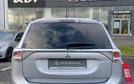 Mitsubishi Outlander III рестайлинг 3, 2013 год, 1 324 000 рублей, 4 фотография