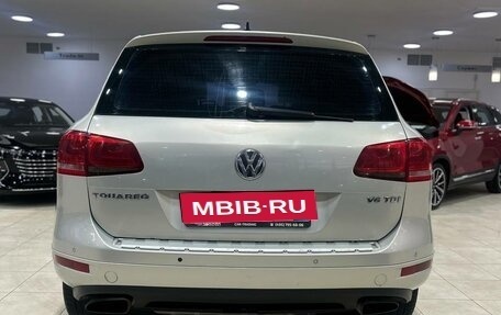 Volkswagen Touareg III, 2011 год, 1 730 000 рублей, 5 фотография