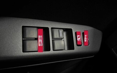 Toyota RAV4, 2018 год, 2 334 000 рублей, 18 фотография