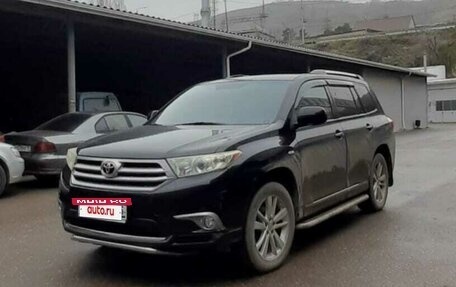 Toyota Highlander III, 2011 год, 2 100 000 рублей, 5 фотография
