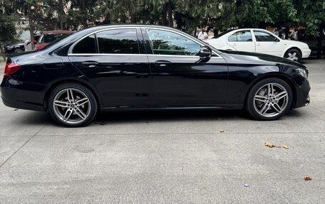 Mercedes-Benz E-Класс, 2018 год, 2 750 000 рублей, 7 фотография